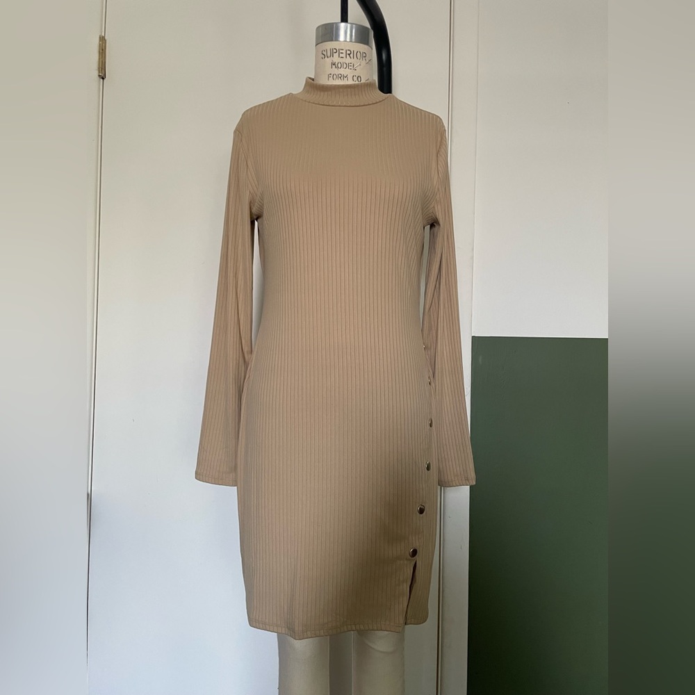 NEVER WORN nude ribbed long sleeve dress with grommet detail